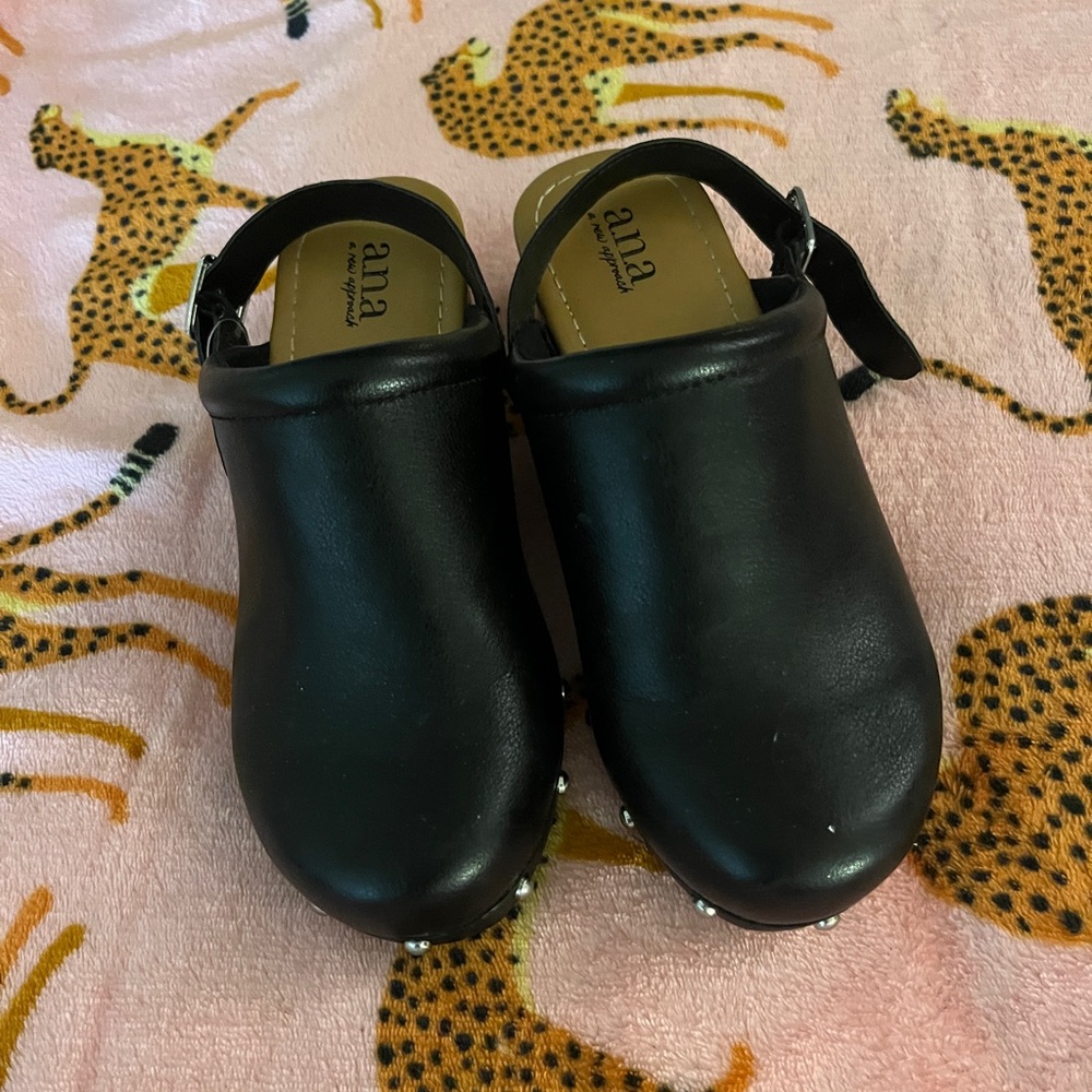 women’s shoes size 6